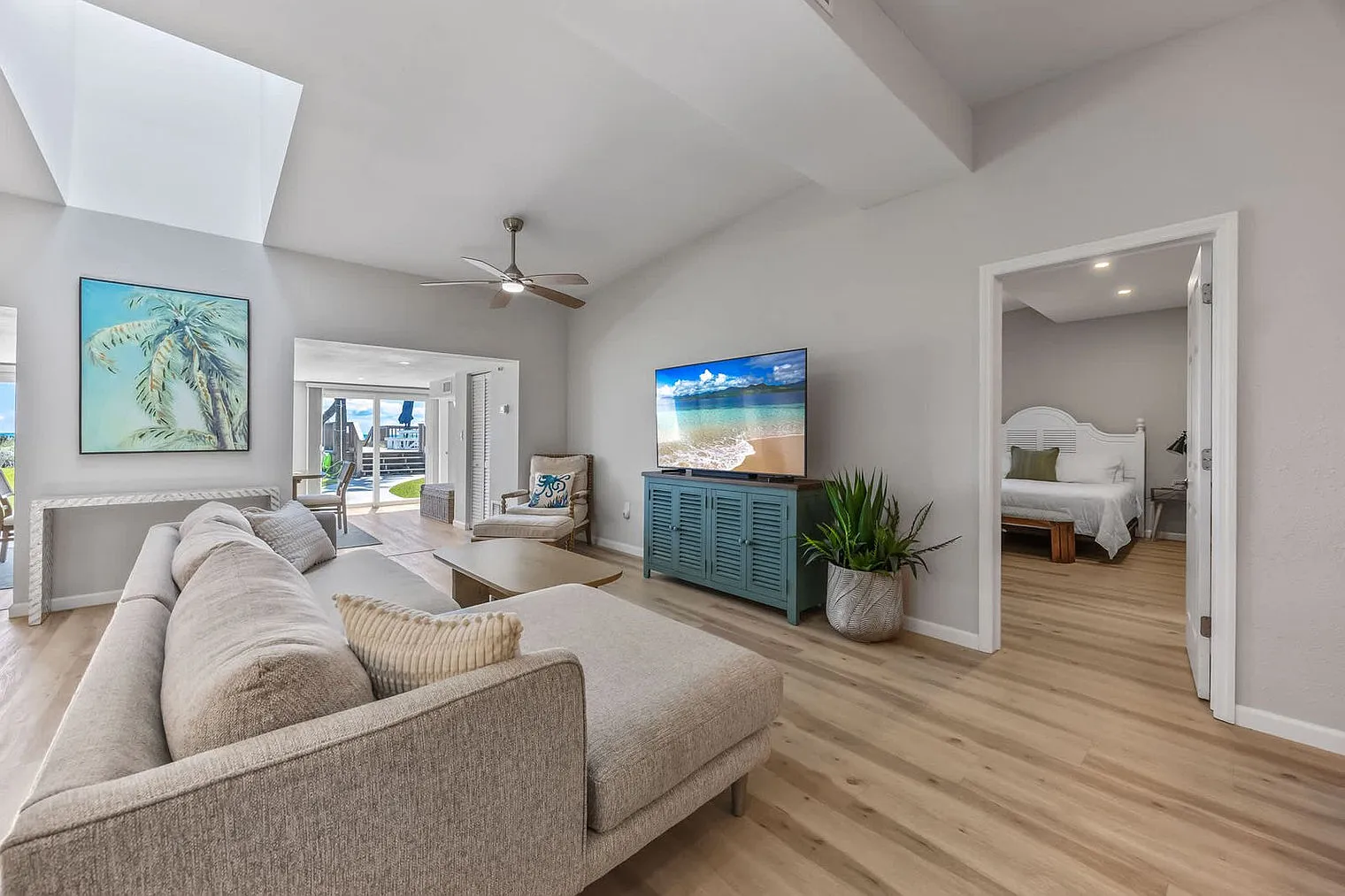 5 bed, 5.0 bath, 3100 sqft, $26,200 — Photo 3