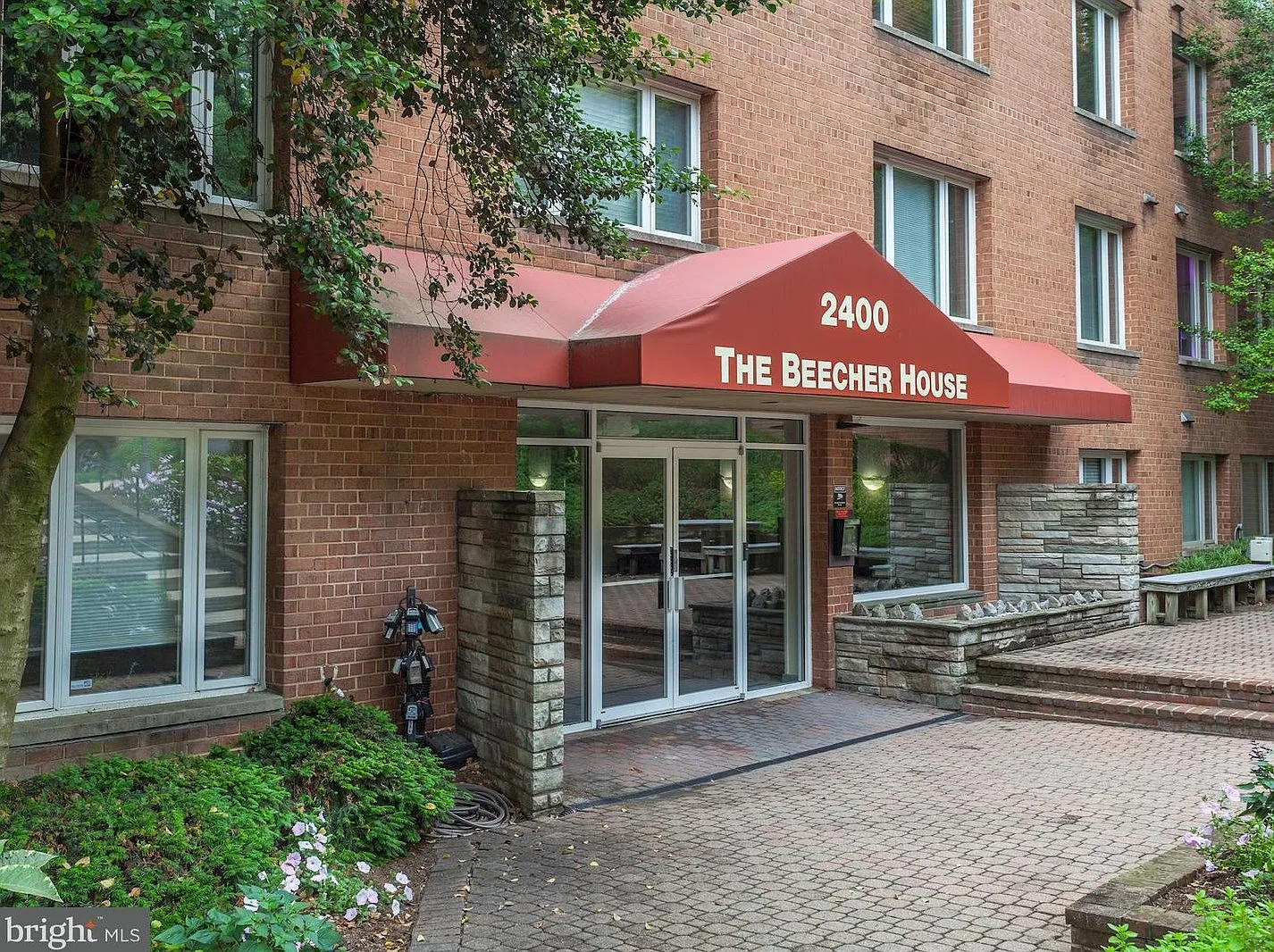 1 bed, 700 sqft, $1,795 — Photo 2