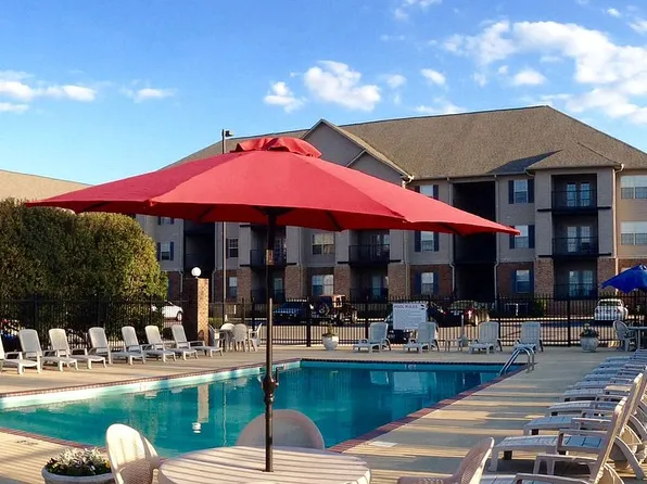 2301 Veterans Memorial Pkwy #217, Tuscaloosa, AL 35404