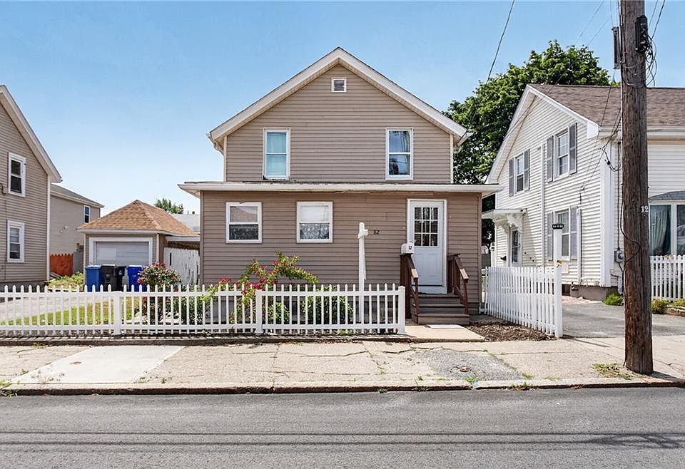 1st image of 82 Perry St