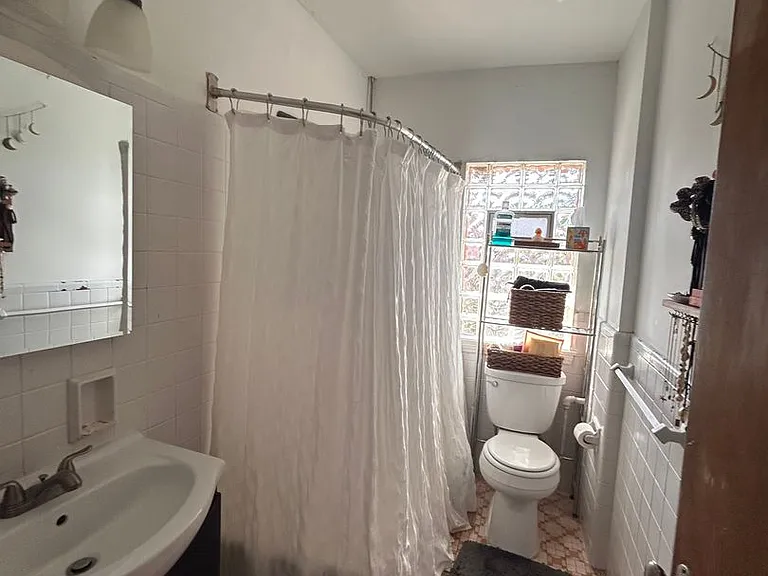 5425-33 W Martin Dr — Photo 17