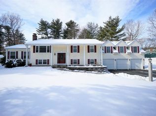 4 David Rd, Windham, NH 03087