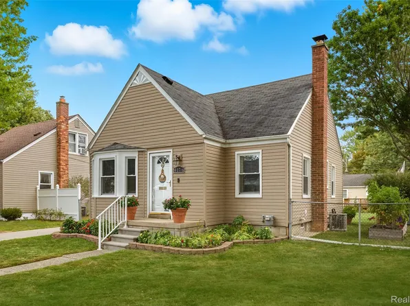 4176 Cummings Ave, Berkley, MI 48072