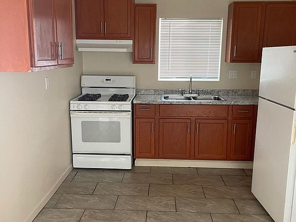 3rd image of 2070 20th Ave