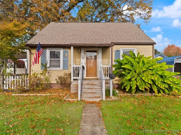 455 Accrusia Avenue, Clarksville, IN 47129