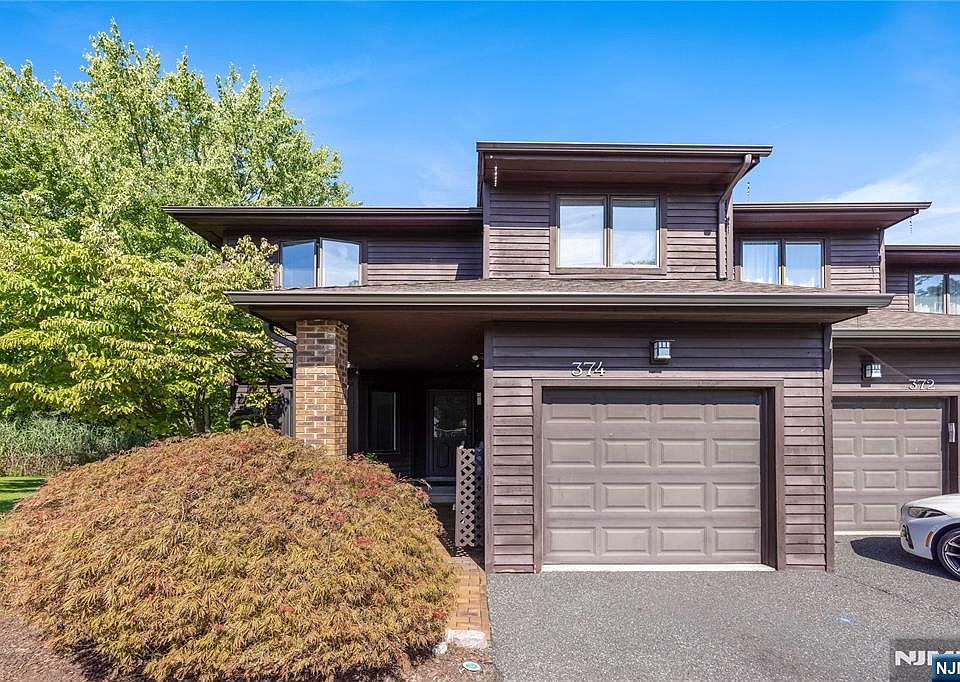 1st image of 374 French Ct