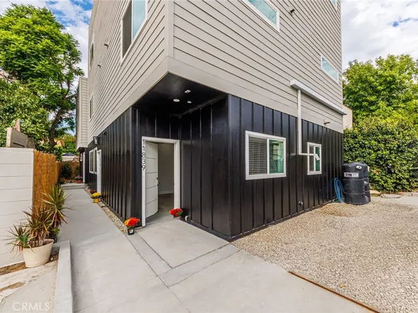 11839 Runnymede St #1/2, North Hollywood, CA 91605