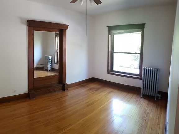 4th image of 1455 W Leland Ave APT 3