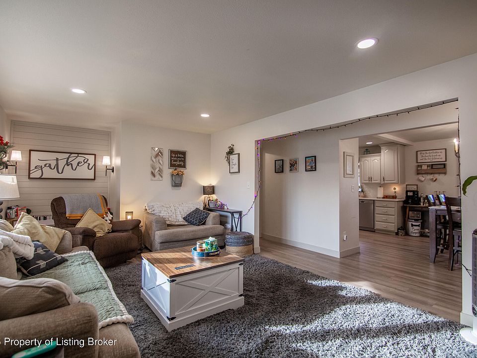 1st image of 279 Baker Ave