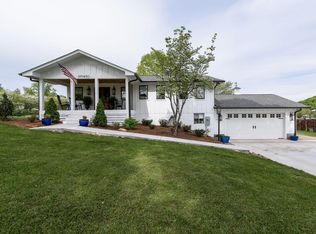 1430 Wolfe Ln, Mount Carmel, TN 37645