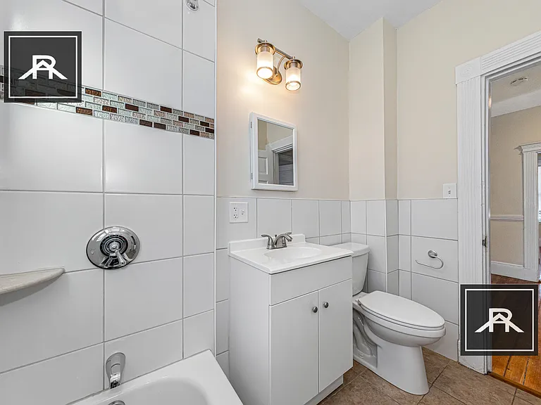 46 Brackett St #3 — Photo 23
