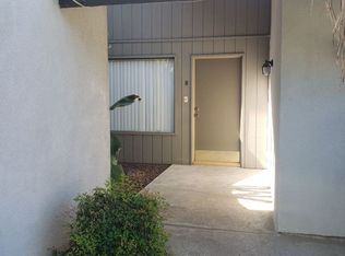 2840 Barrington St #H, Bakersfield, CA 93309