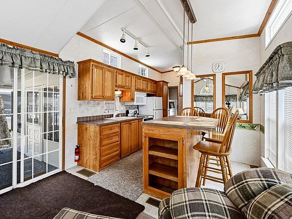 4th image of 151 Chocorua Way