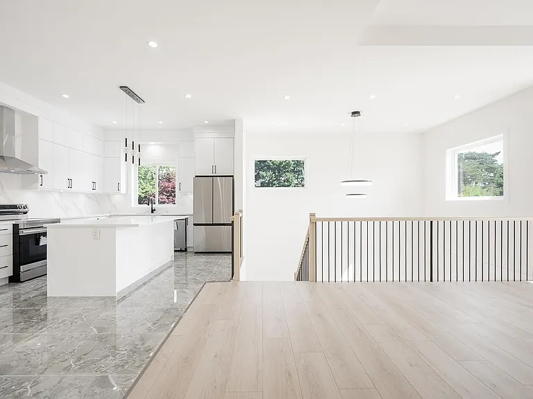 45945 Lewis Ave #UPPER B — Photo 7