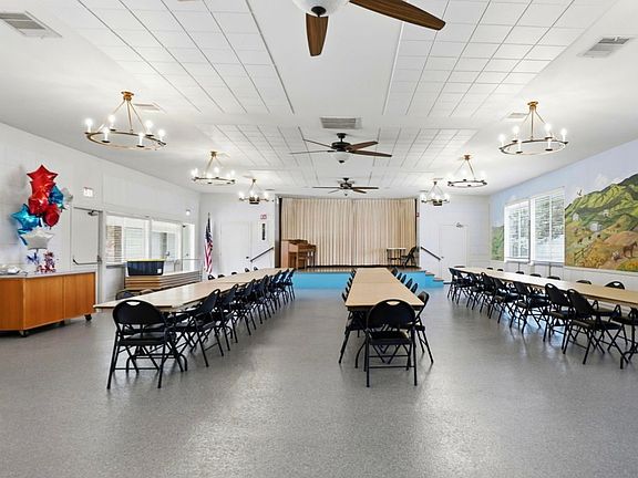 4th image of 205 Tangerine Ct
