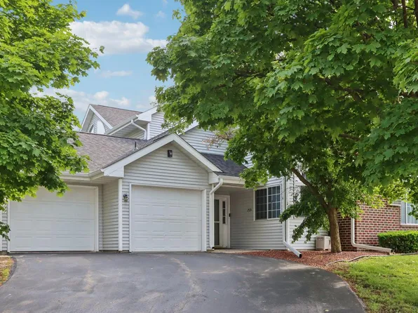 735 Cherokee PATH, Lake Mills, WI 53551