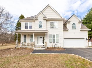 13 Sunset Ln, New Milford, CT 06776
