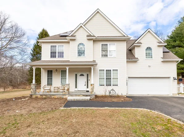 13 Sunset Lane, New Milford, CT 06776
