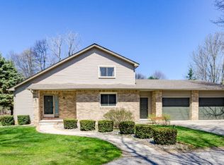 2601 E Monroe Rd, Midland, MI 48642