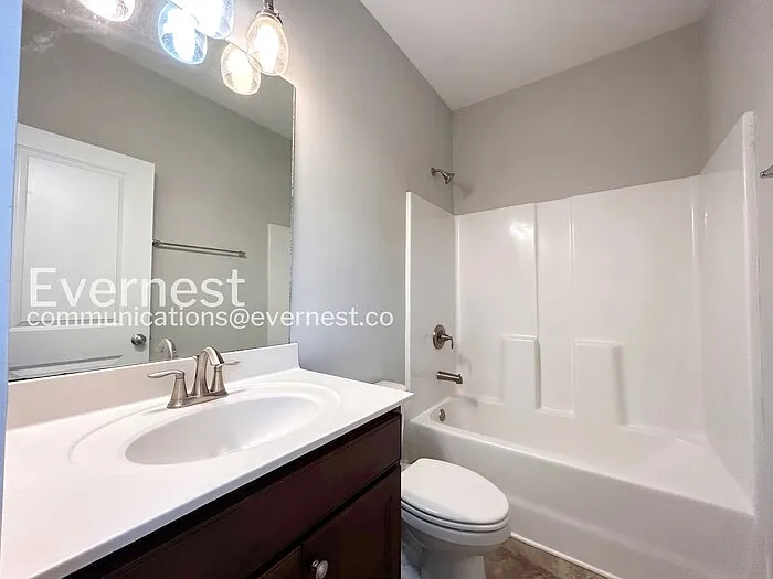 6010 Winding Lakes Dr — Photo 21