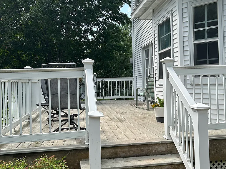 1306 Slate St — Photo 2