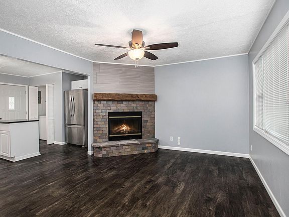 4th image of 822 Shumway Ave