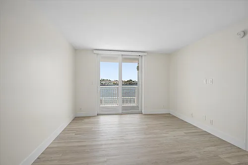 511 Bayshore Dr Photo 1