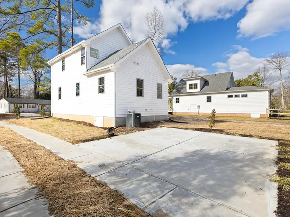 2814 Cascadilla St, Durham, NC 27704