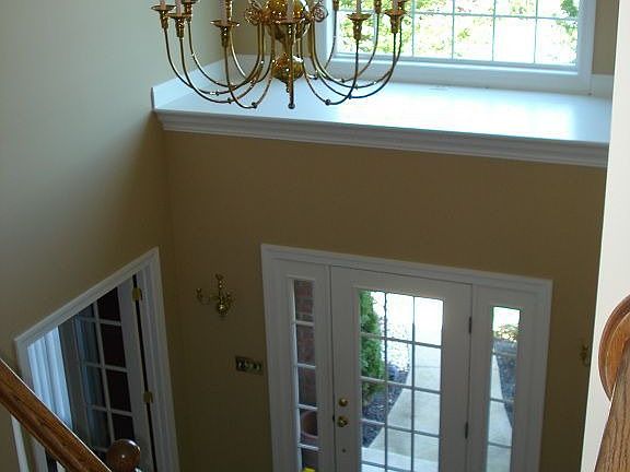 2 story foyer