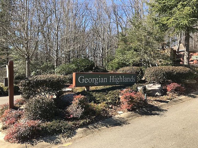 Gated Entrance from Hwy 136