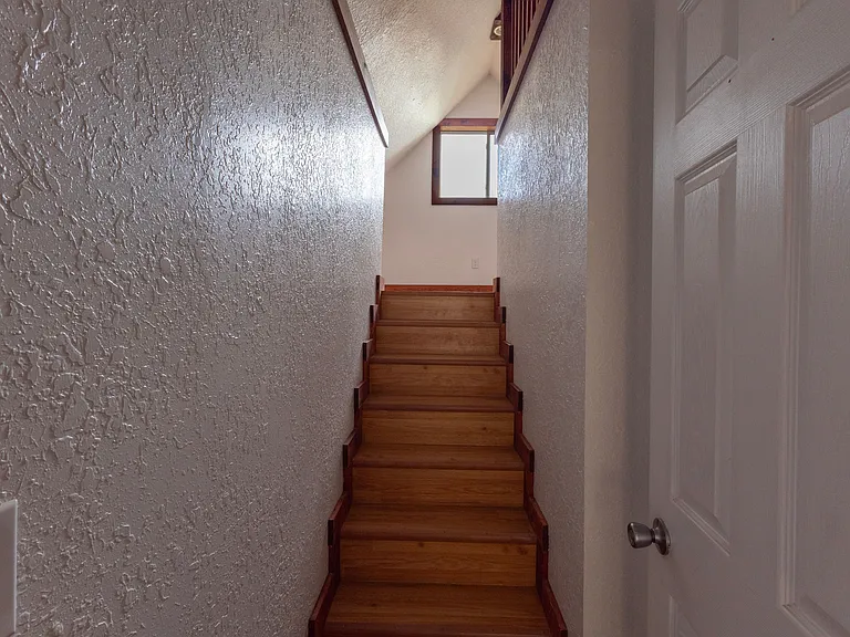 611 Railroad Ave — Photo 31