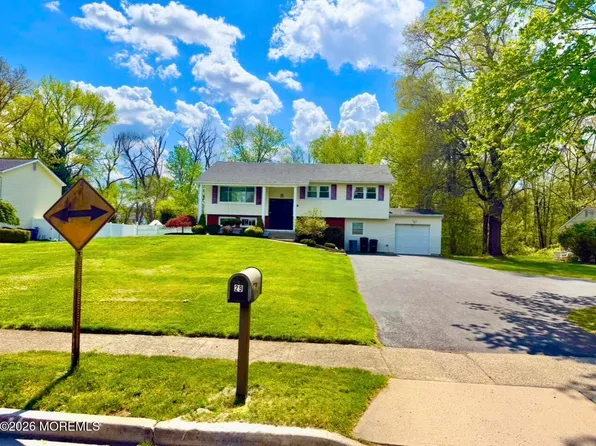 29 Greenleaf Drive, Manalapan, NJ 07726