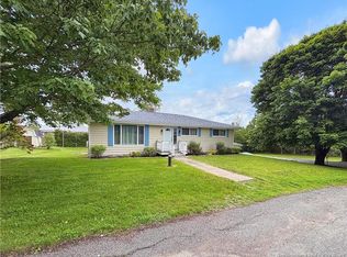 22 Henderson Rd, Saint John, NB E2M 7A6
