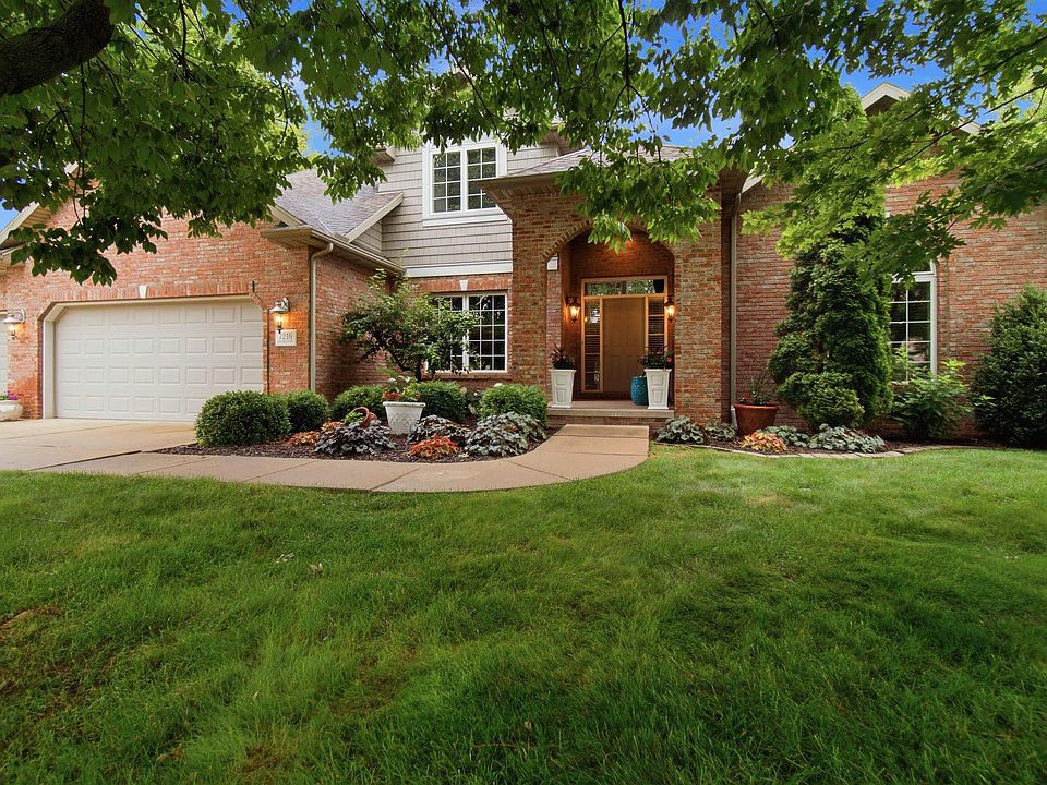 1st image of 7216 N Draycott Pl