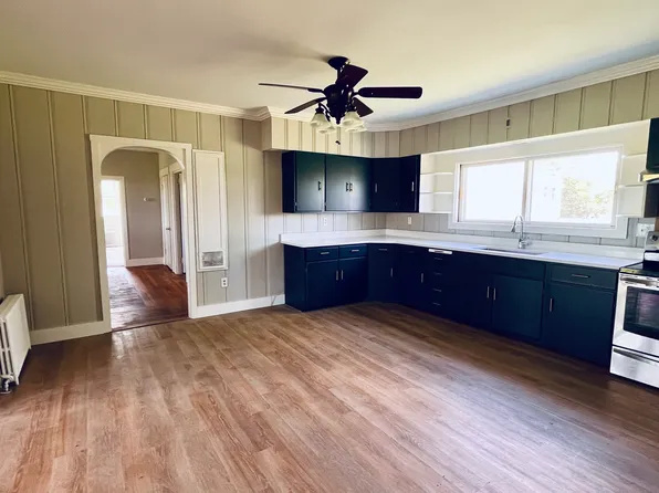 239 New Boston Rd #1, Fairhaven, MA 02719