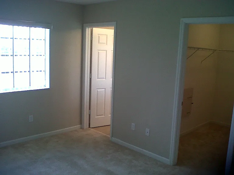 1221 Lucaya Dr — Photo 12