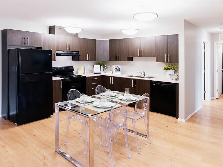 81 Element Dr N — Photo 6