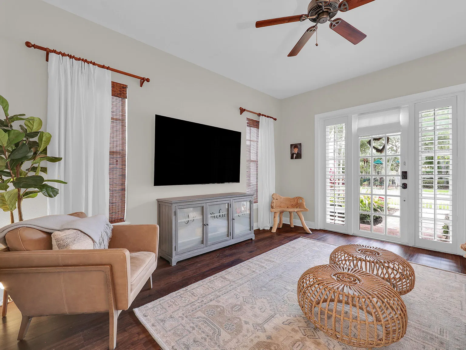 4 bed, 3.5 bath, 2520 sqft, $6,250 — Photo 4