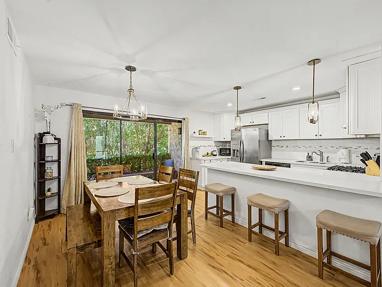 4950 N Miller Rd #ROAD200 — Photo 3