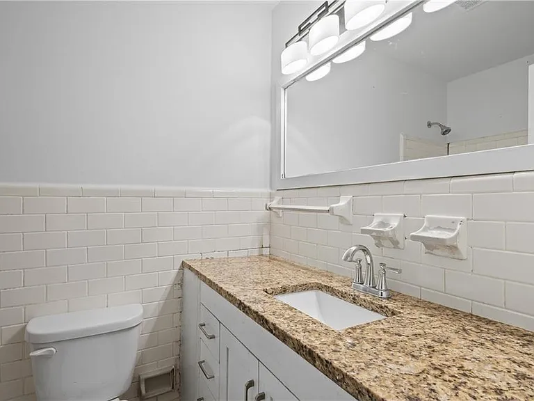 2382 Peachwood Cir NE #82A — Photo 13