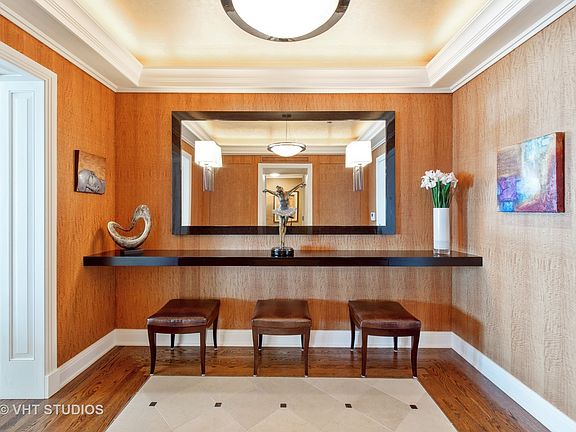 2nd image of 800 N Michigan Ave APT 5202