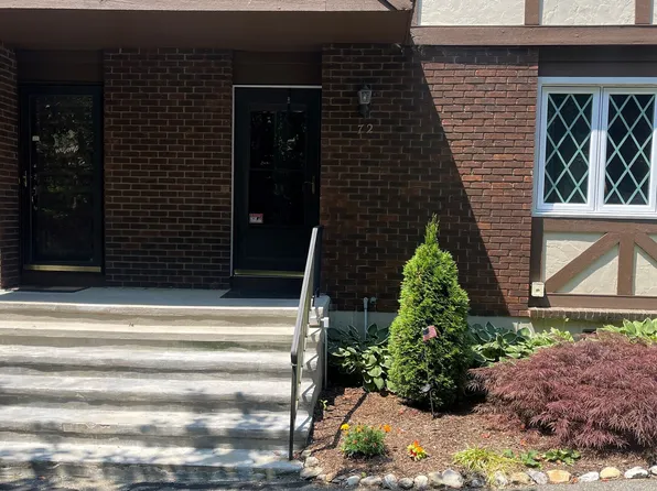 72 Derbyshire #72, Derby, CT 06418