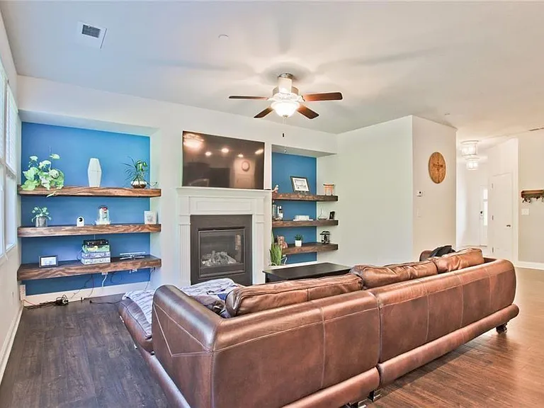 112 Davina Dr — Photo 6