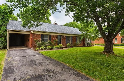 217 Fontaine Cir Photo 1