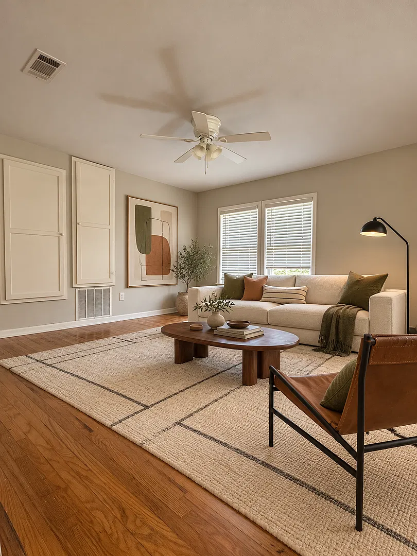 1419 Hurley — Photo 1