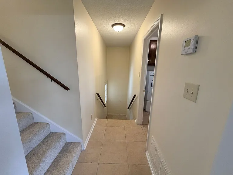 2124 Northwood Cir — Photo 12