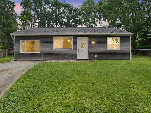 2nd image of 5712 Blue Spruce Dr