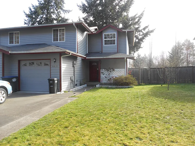 4408 To 4410 Quail Dr SE #4410 — Photo 1
