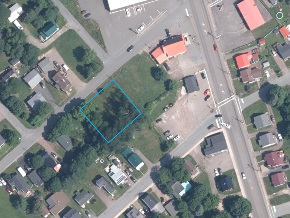 1st image of 8 Newton Ave