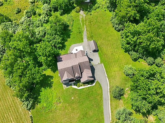 4th image of 6520 Granville Rd